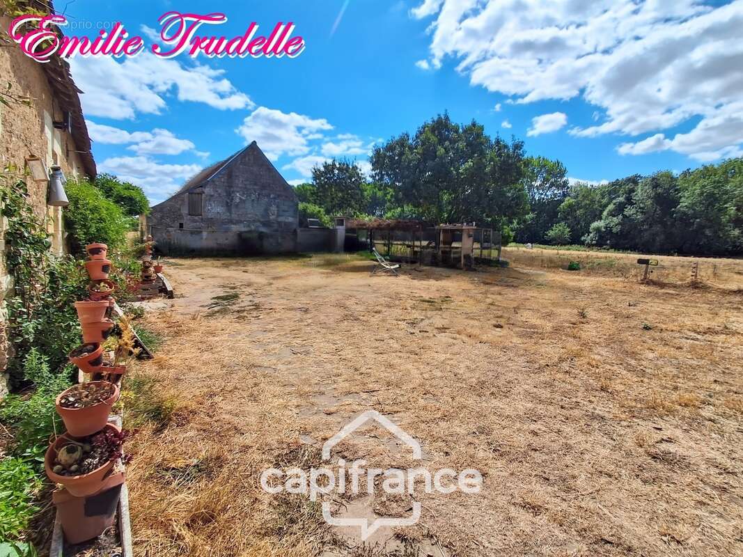 Maison à vendre 4 pièces LHOMME (72)  Propriété de caractère sur plus de 6 hectares en bord du Loir - photo 19