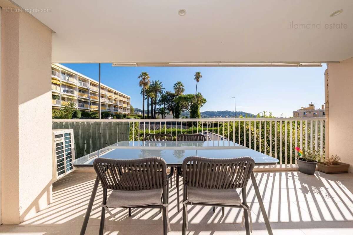 Appartement à CANNES