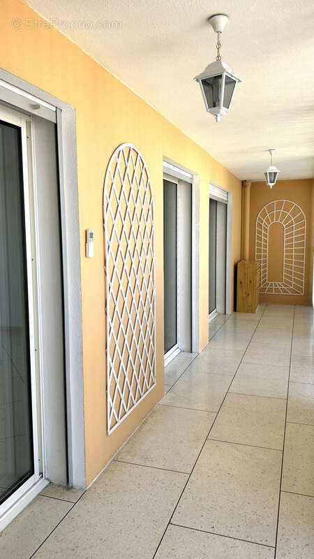 Appartement à SIX-FOURS-LES-PLAGES