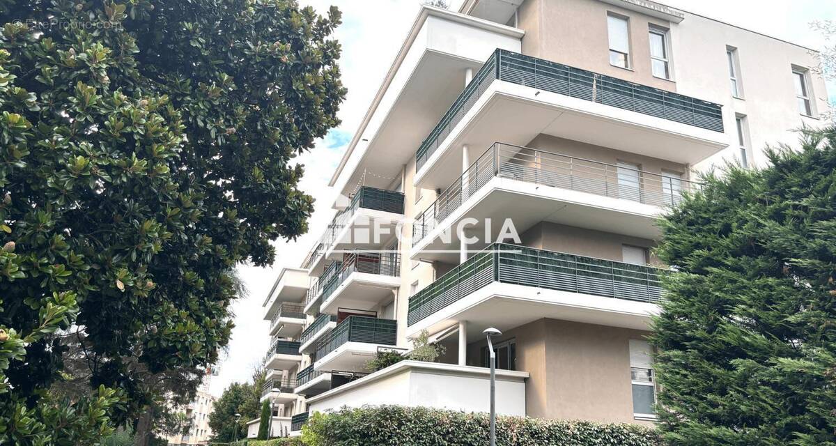 Appartement à TASSIN-LA-DEMI-LUNE