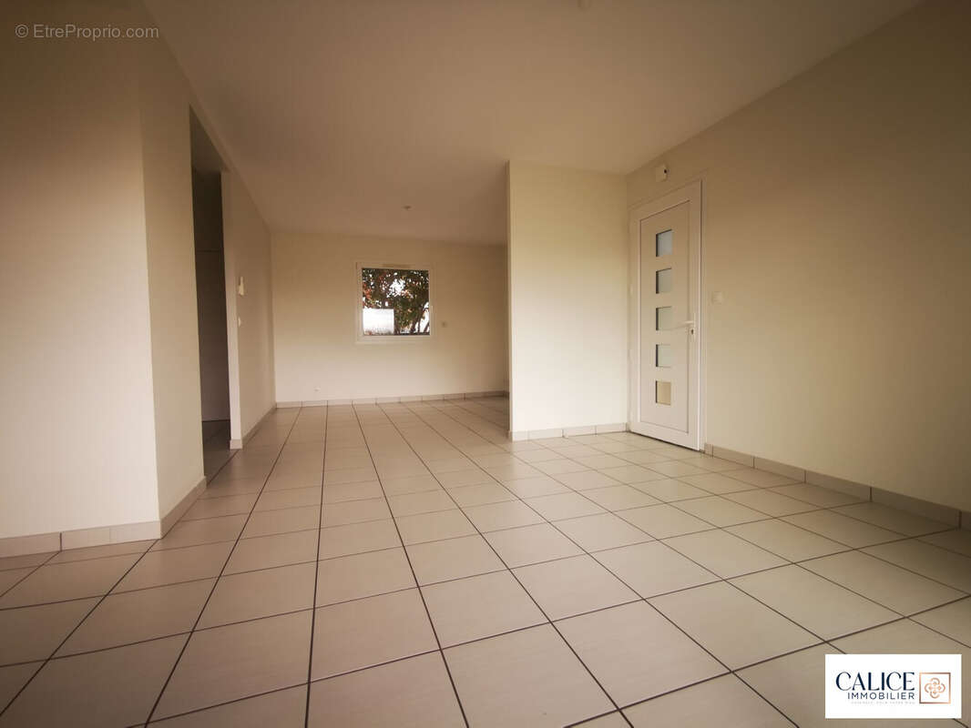 Maison à BOURG-LES-VALENCE