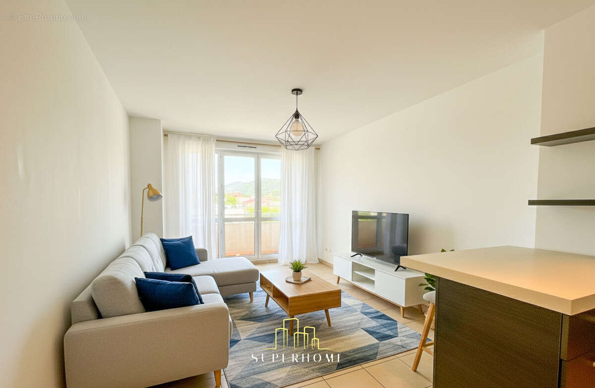 Appartement à MARSEILLE-9E