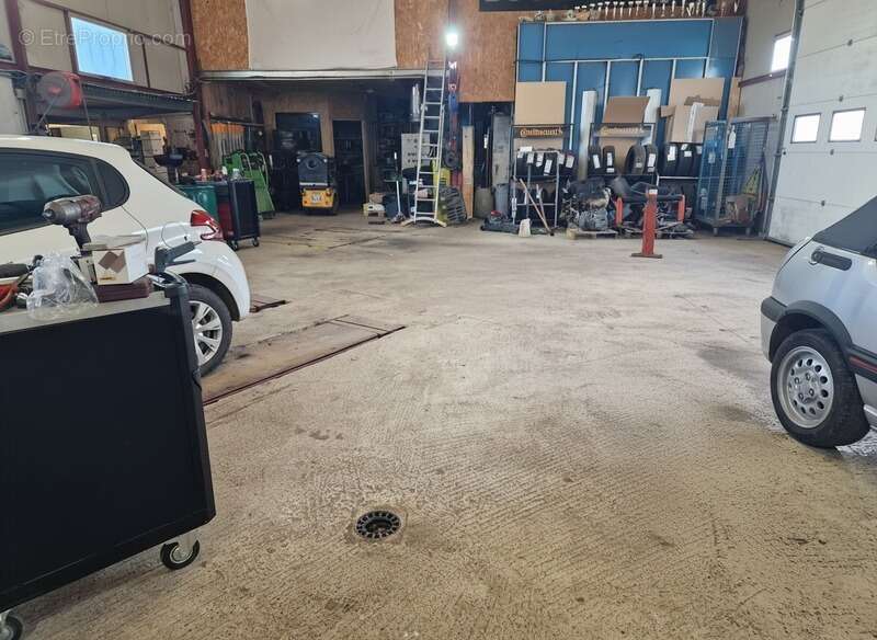 Commerce à XERTIGNY