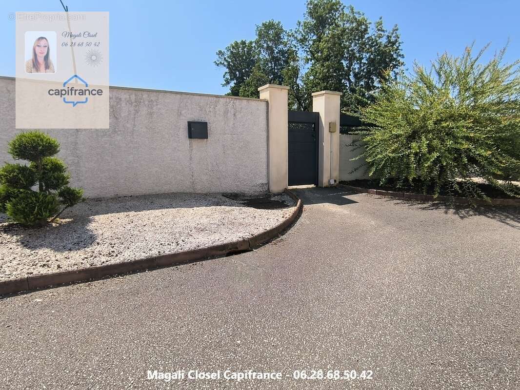 Maison à vendre 8 pièces avec Bassin et piscine. Pierre de Bresse - photo 3