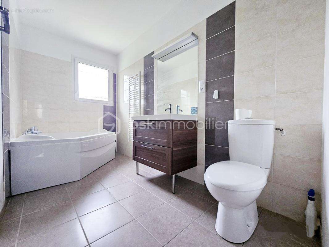 Maison à BRAY-EN-VAL