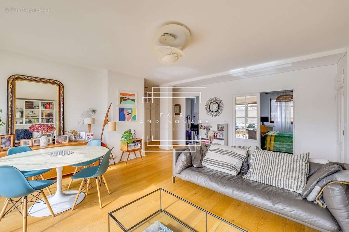 Appartement à NEUILLY-SUR-SEINE