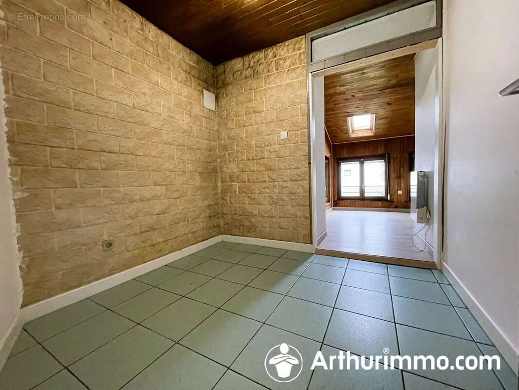 Appartement à ABBEVILLERS