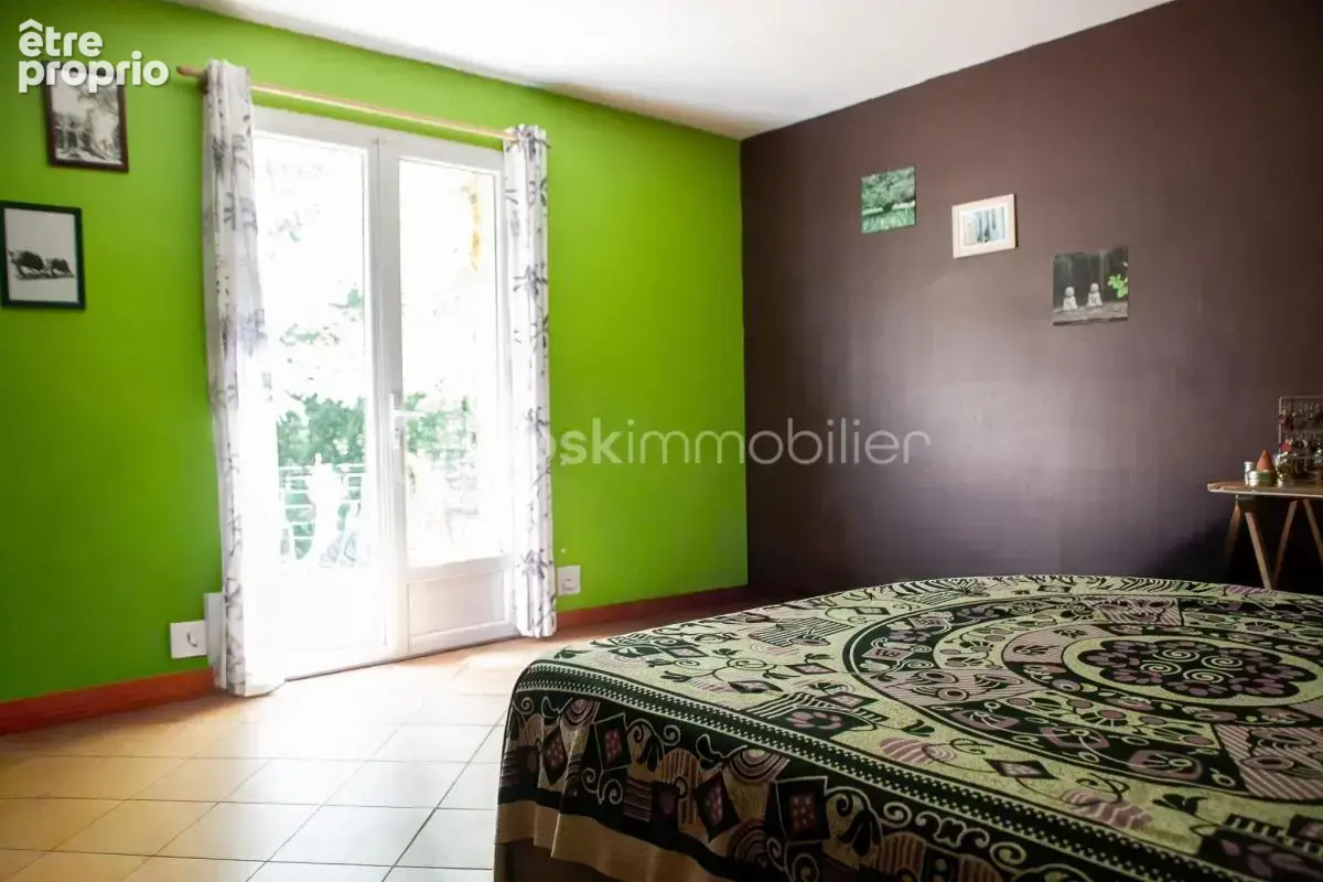 Maison de plain-pied 126 m² – 4 chambres – terrain plat de 5 587 m²-joannas - photo 8