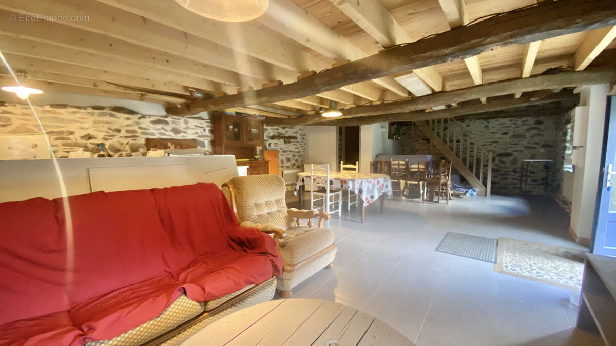 Maison à LUZ-SAINT-SAUVEUR