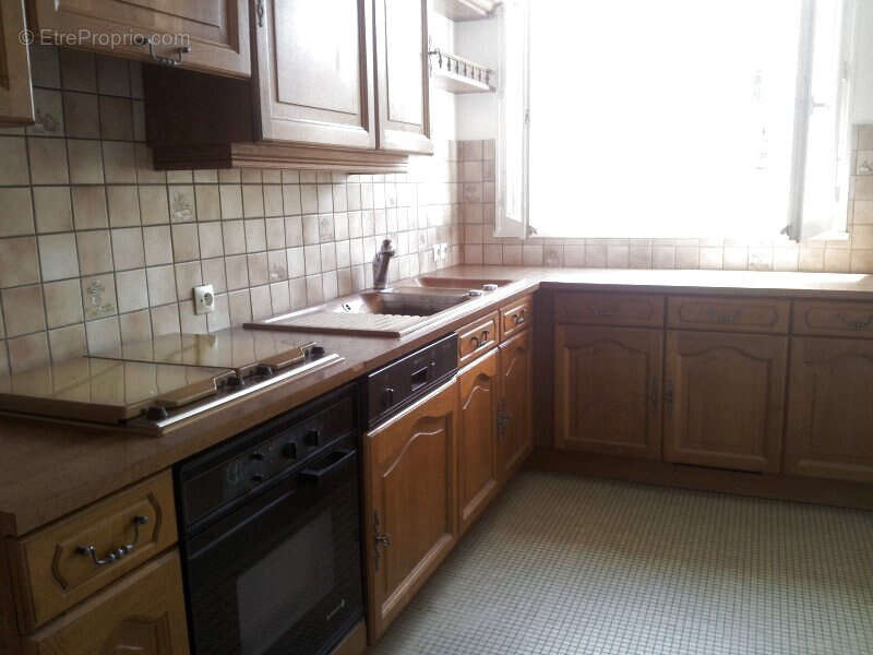 NEVERS appartement T.3   balcon GARAGE - photo 5