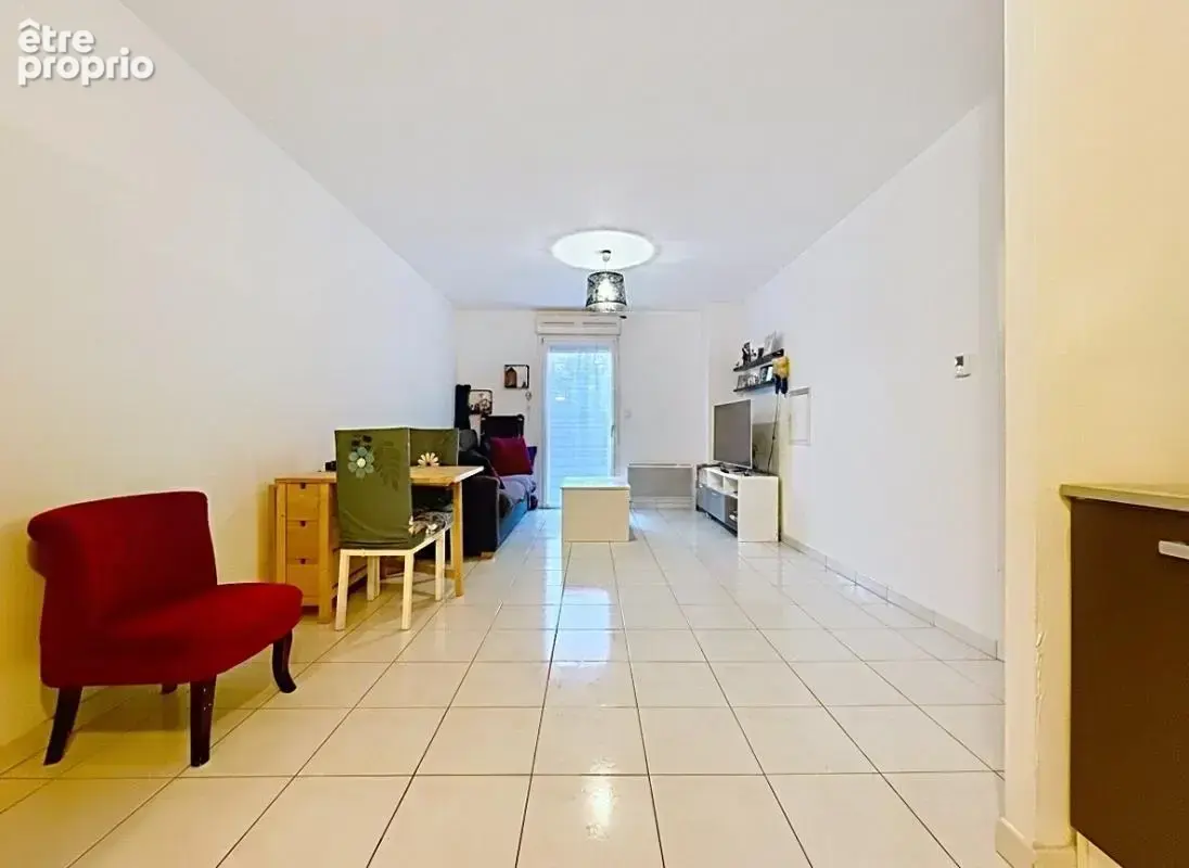 Appartement à FLEURY-SUR-ORNE