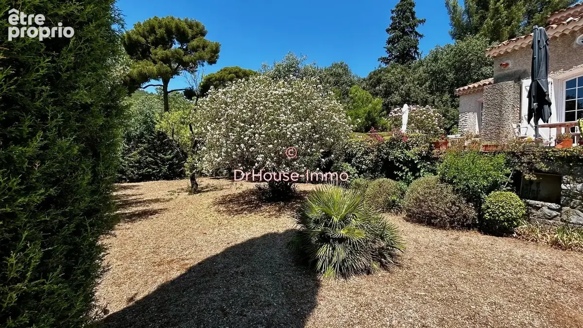 Maison 7 pièces 172 m² à vendre à La Valette-Du-Var (83160) - photo 7