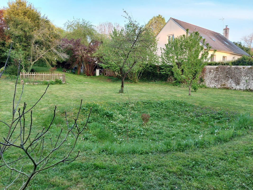 Terrain à BEAUGENCY