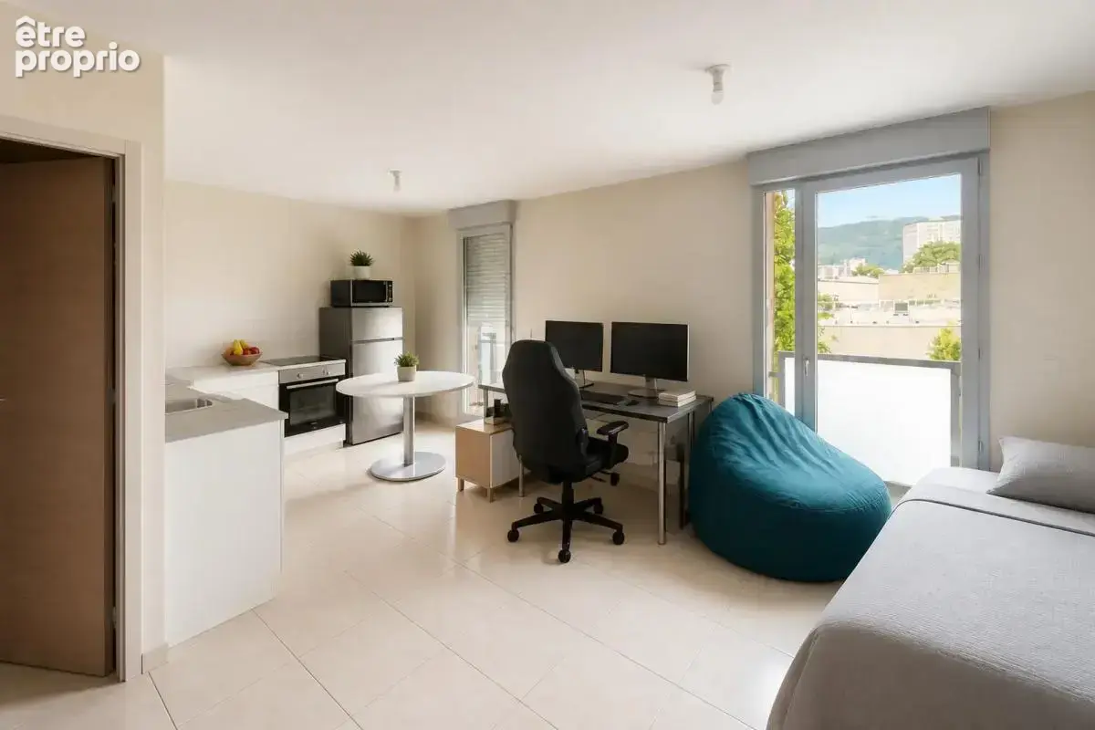 À vendre – studio au dernier étage – grenoble centre - photo 2