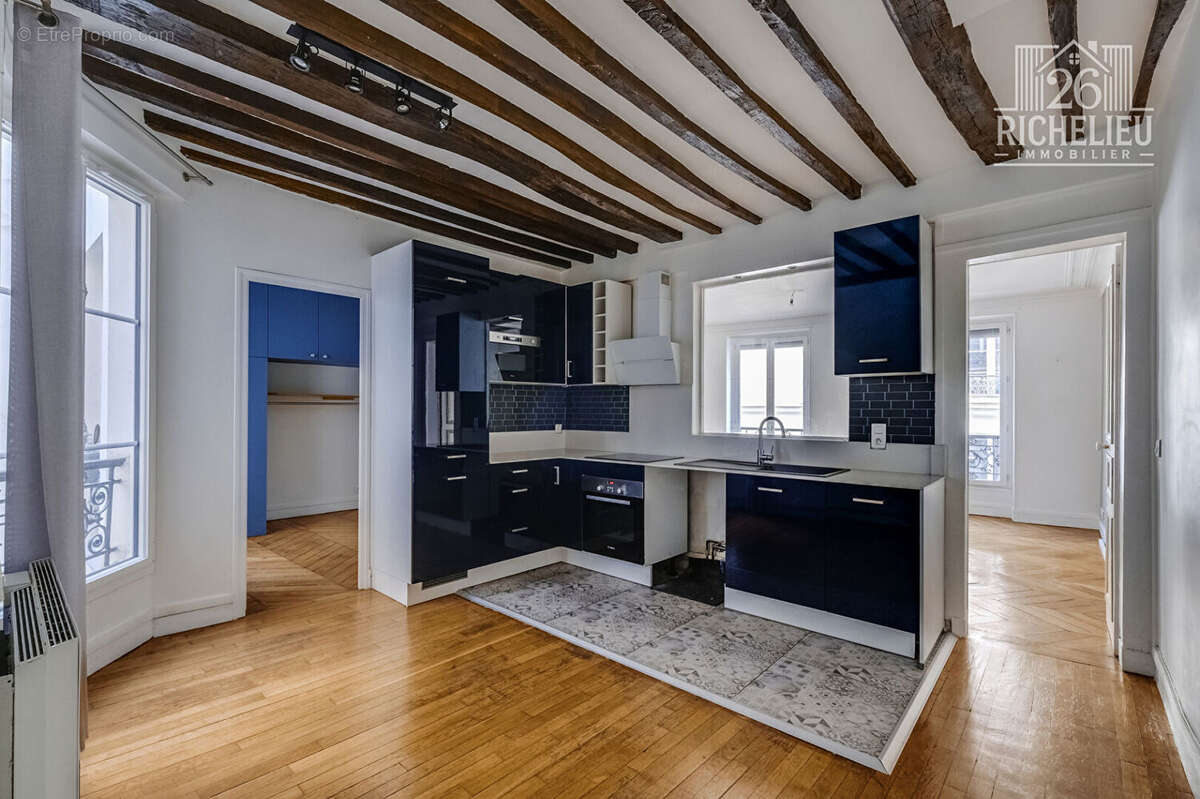Appartement à PARIS-2E