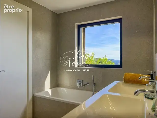 Maison - 7 pièce(s) - 250 m2 - photo 15