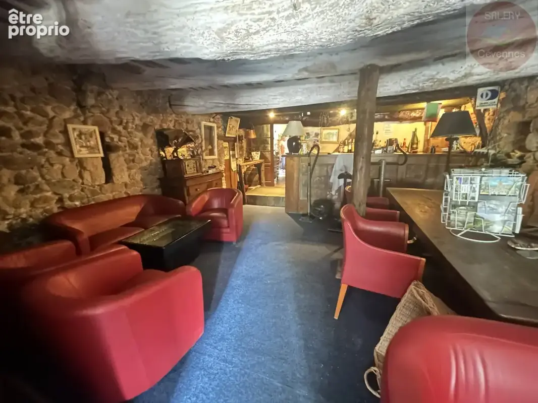 Auberge de caractère idéalement située sur le Chemin de Stevenson - photo 9