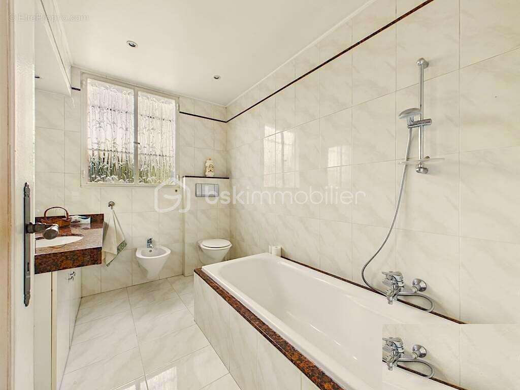  le cannet – secteur pinède – villa de plain-pied sur terrain arboré de 1300 m² – fort potentiel - photo 9