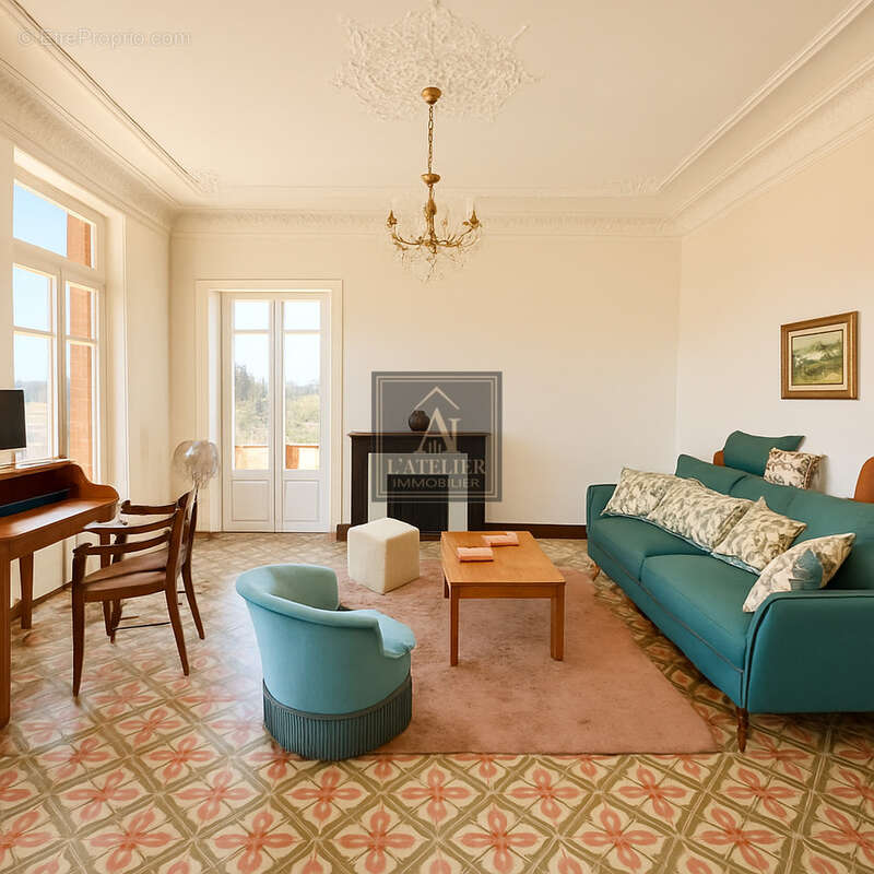 Maison à SOLLIES-TOUCAS