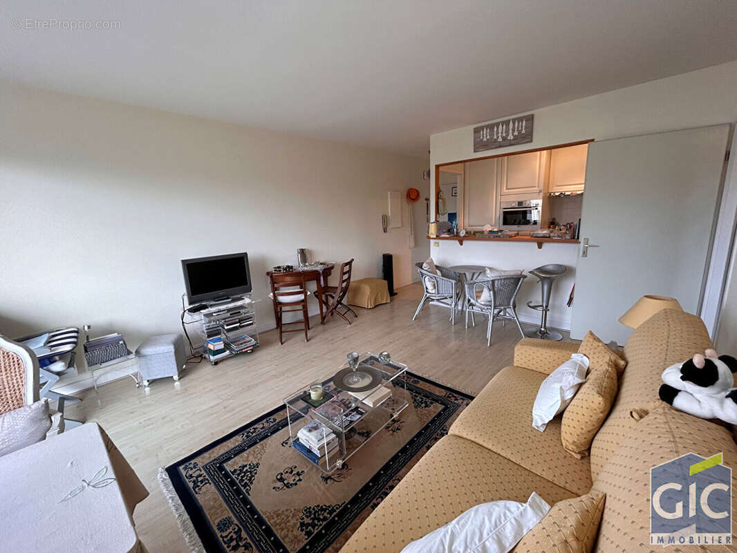 Appartement à DEAUVILLE