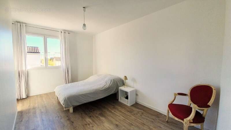 Maison à SAINT-JEAN-DE-VEDAS