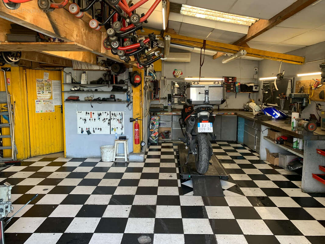droit au bail Magazin de motos - photo 6