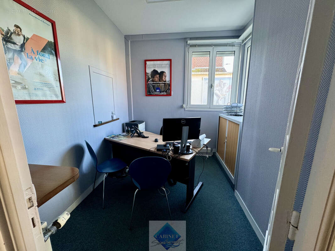 Immeuble avec bureaux et appartement à Eu 76260 - photo 8