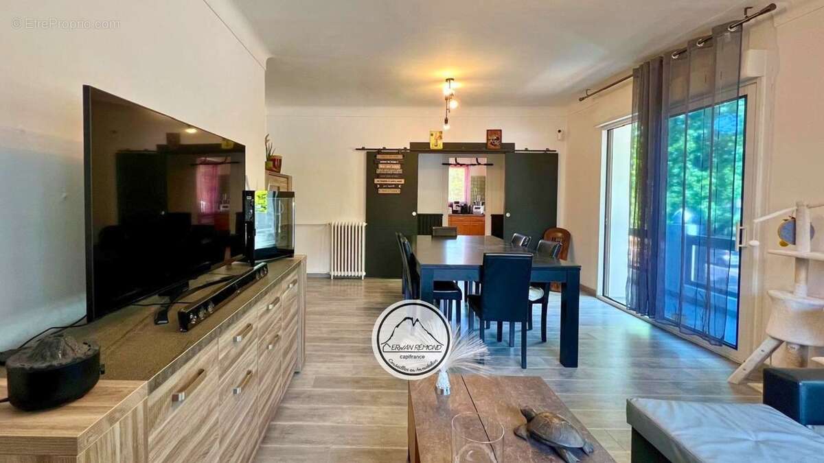 Pau nord – maison 178 m² – 4 chambres – deux espaces de vie indépendants – garage – jardin - photo 4