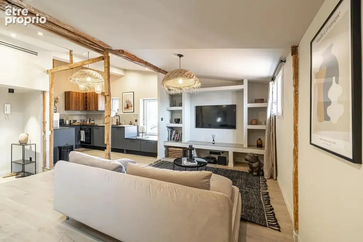 Nice - Vieux Nice - Superbe 3 pièces en duplex - Vue mer et colline du château - photo 6