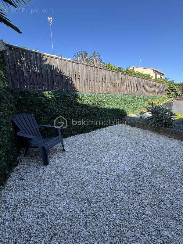 34500 beziers crouzette - villa plain pied 66m2 - 2 faces - rénovée - terrasse avant - jardinet arrière - photo 4