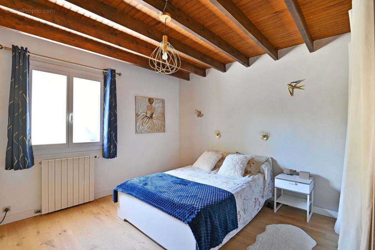Maison à VEDENE