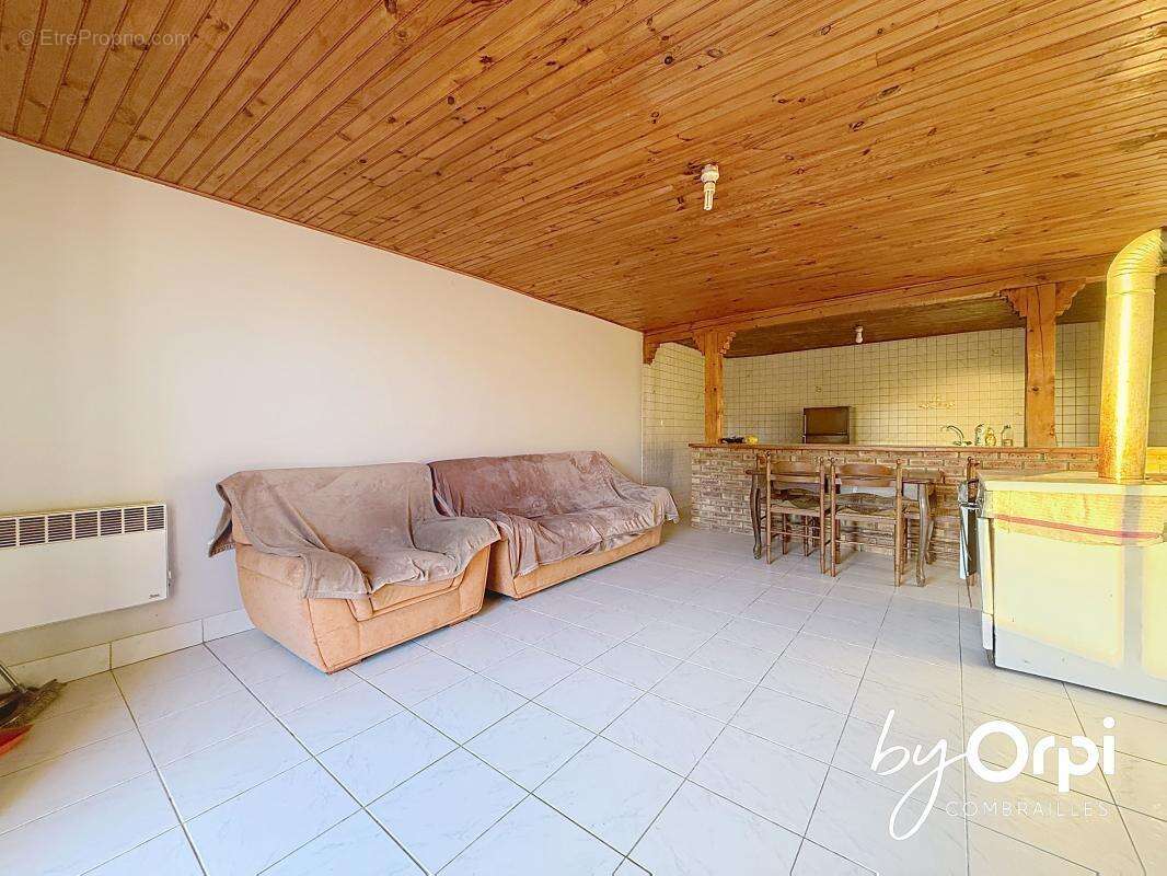 Maison à LE QUARTIER