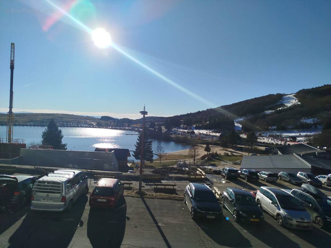 Appartement à BESSE-ET-SAINT-ANASTAISE