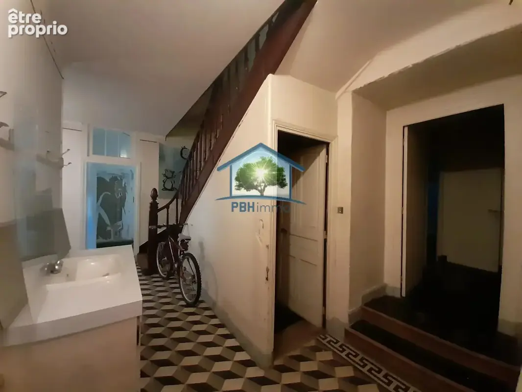 Bourg-lastic – ensemble immobilier à réhabiliter – fort potentiel ! - photo 9