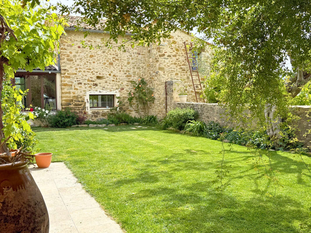 Maison à FORCALQUIER