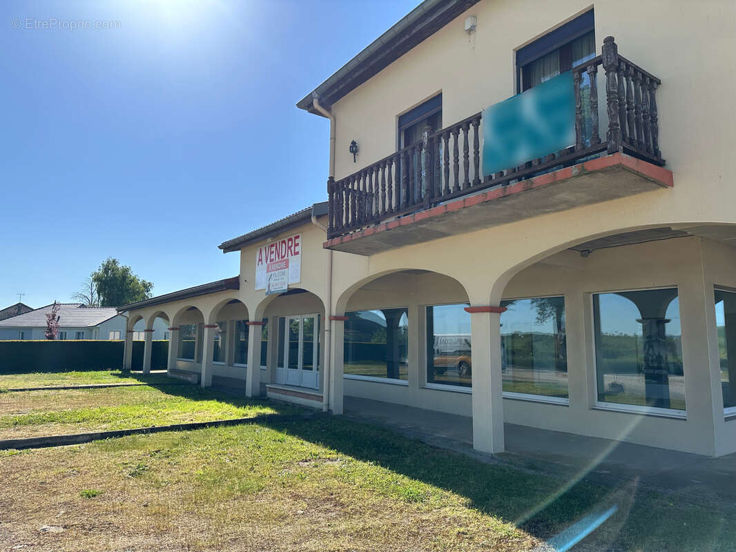 Maison à DOMBASLE-EN-XAINTOIS