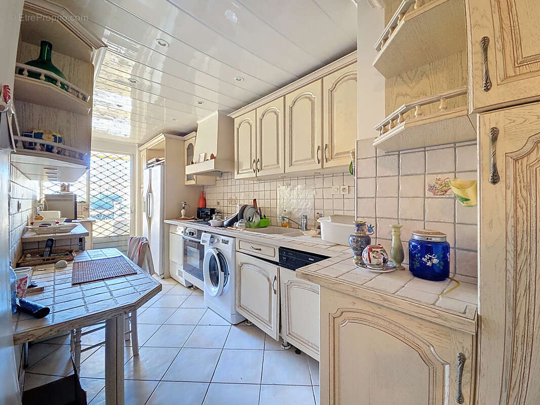 Appartement 3 pieces - vence - centre ville - photo 3