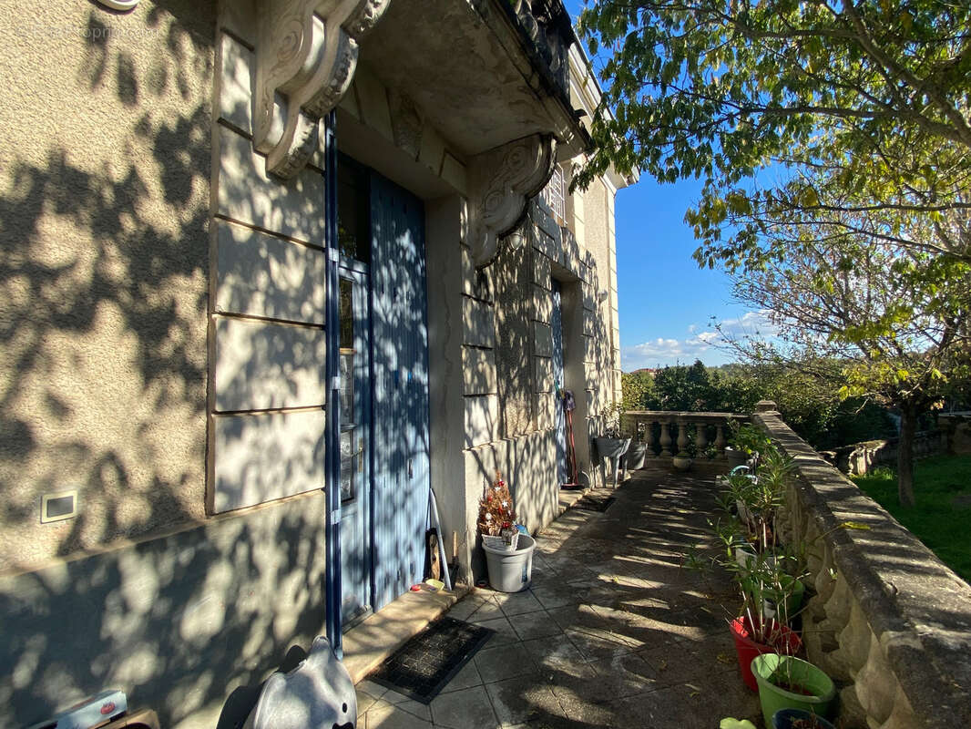 Maison à PUY-L'EVEQUE