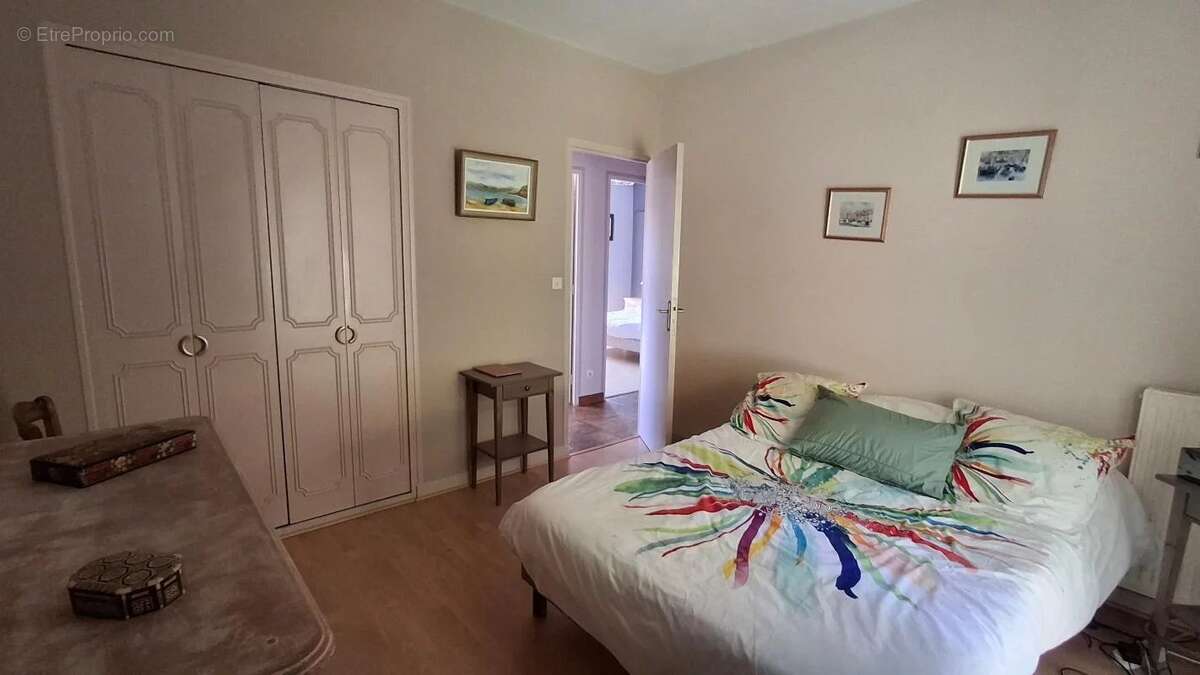 Maison à CHAMPCEVINEL