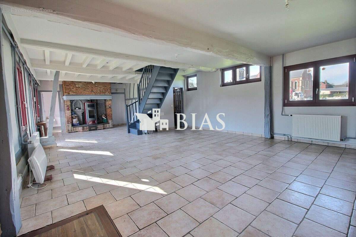 Maison à ROCQUEMONT