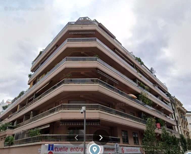 LIBERATION - GARAGE fermé - accès facile et sécurisé - 36.000 € - photo 2