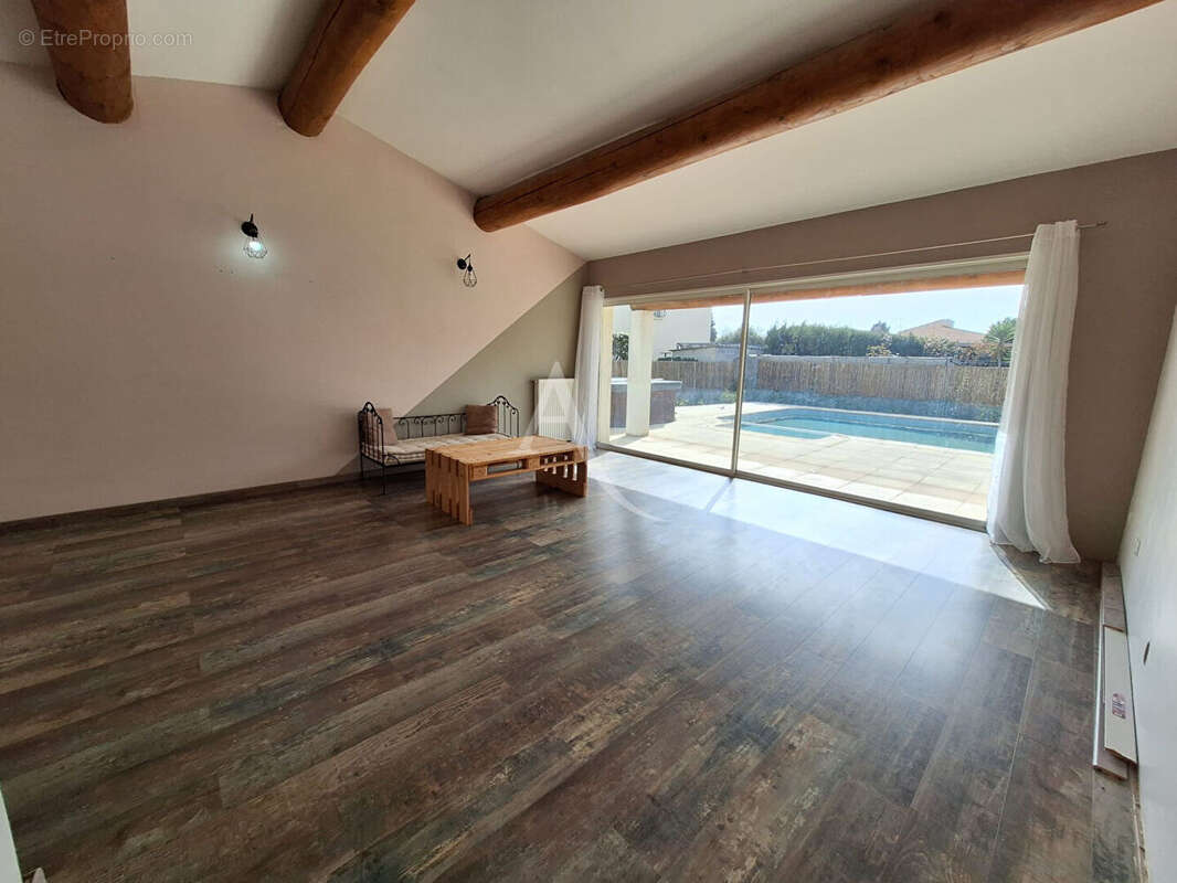 Maison à MARGUERITTES