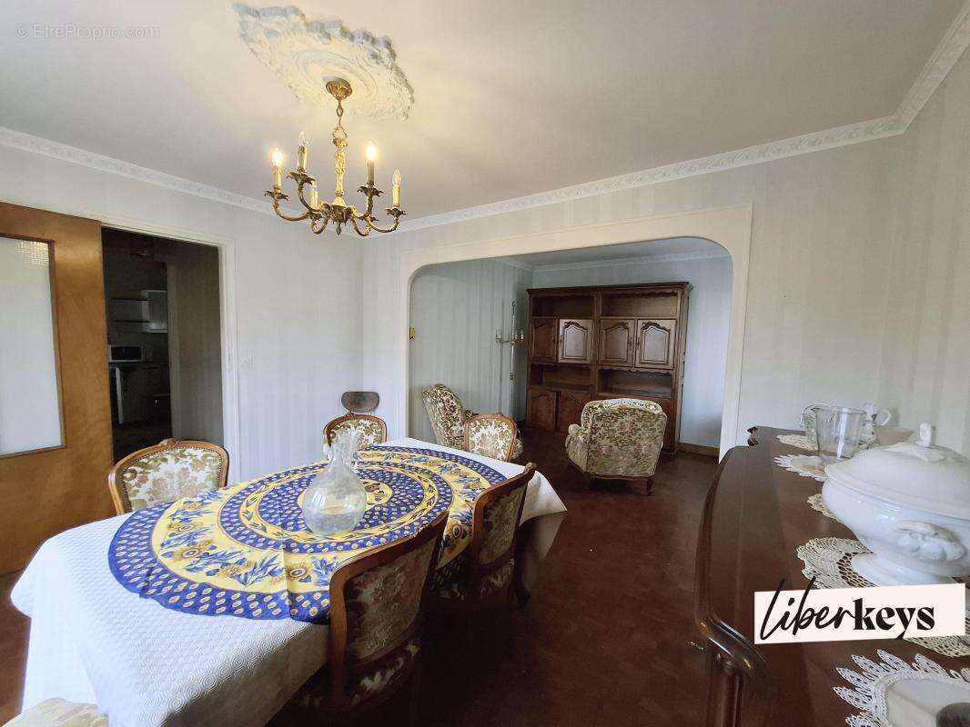 Maison à MAINVILLIERS