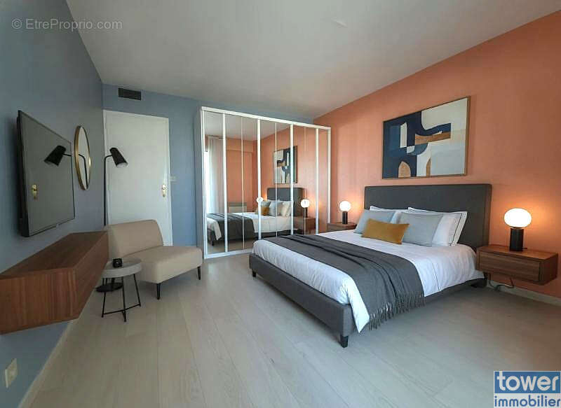 Appartement à SIX-FOURS-LES-PLAGES