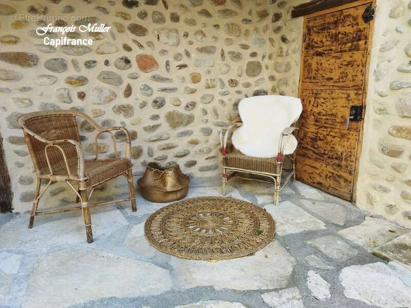 Propriété de caractère avec piscine et gîtes – Art de vivre en Provence - photo 21