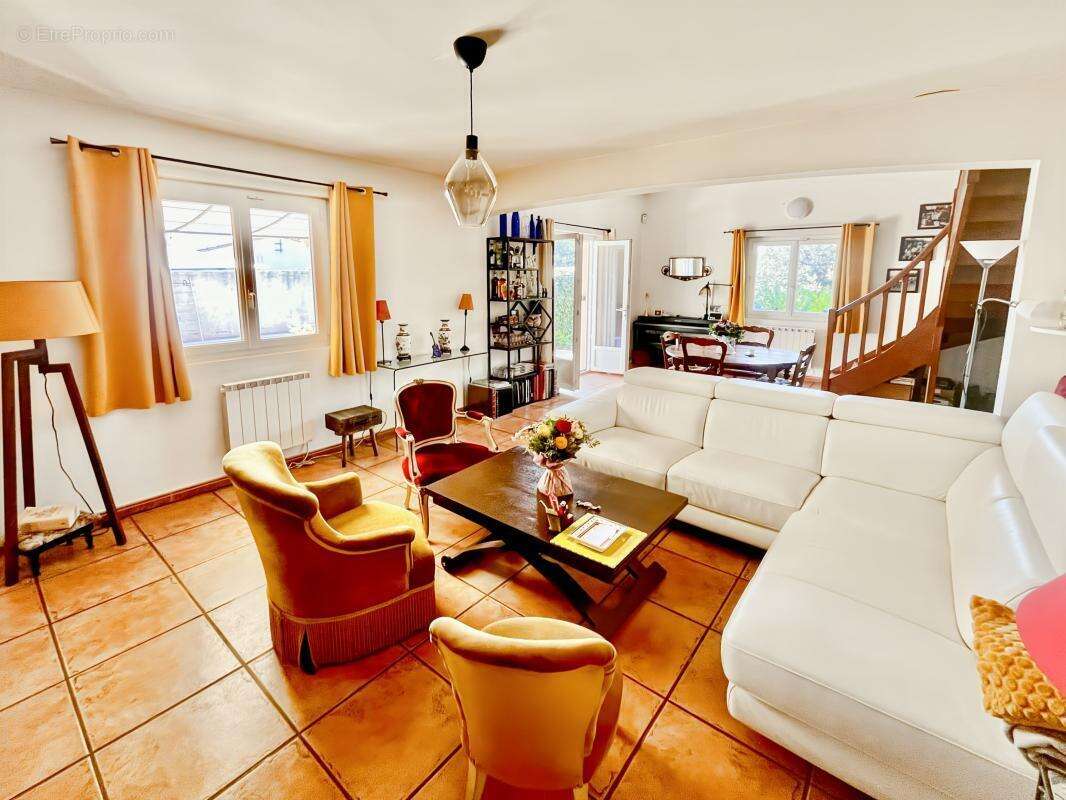 Uzès: Maison 5 ch avec piscine - photo 24