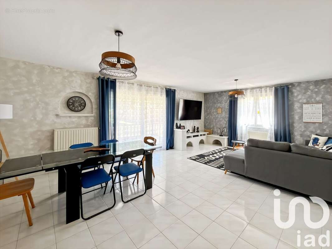 Photo 7 - Maison à SABRAN