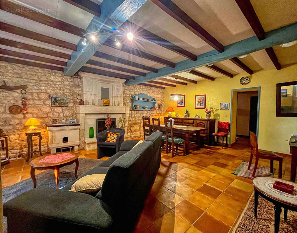 Maison à BALANZAC