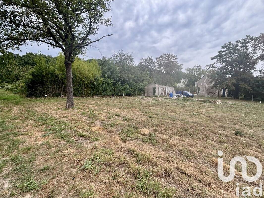 Photo 1 - Terrain à SAINT-BENOIT-LA-FORET