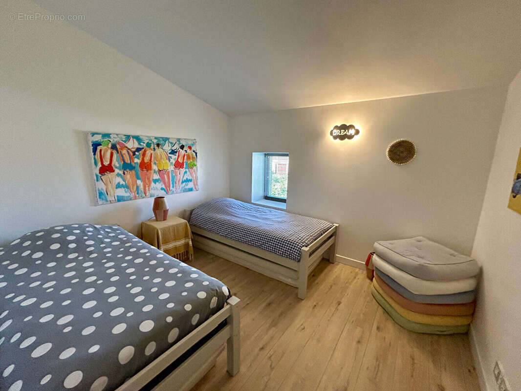 Maison à SAINT-MICHEL-EN-L'HERM